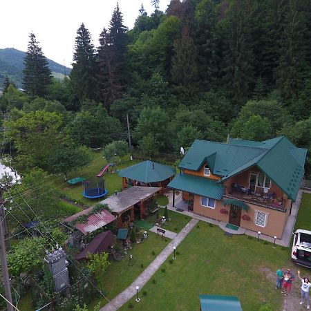 Mizhhirya  Садиба У Брусків מראה חיצוני תמונה